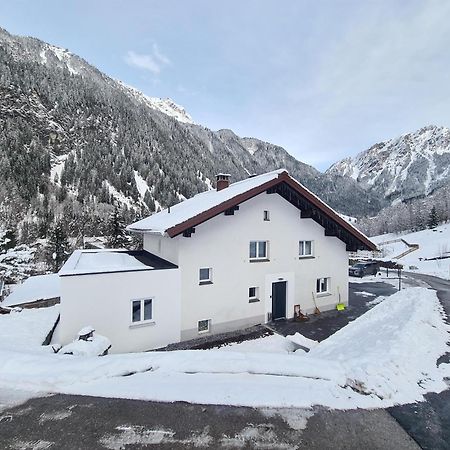 Villa Haus Stehbock Partenen Exterior foto